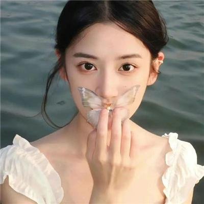 海坐下来时没有风